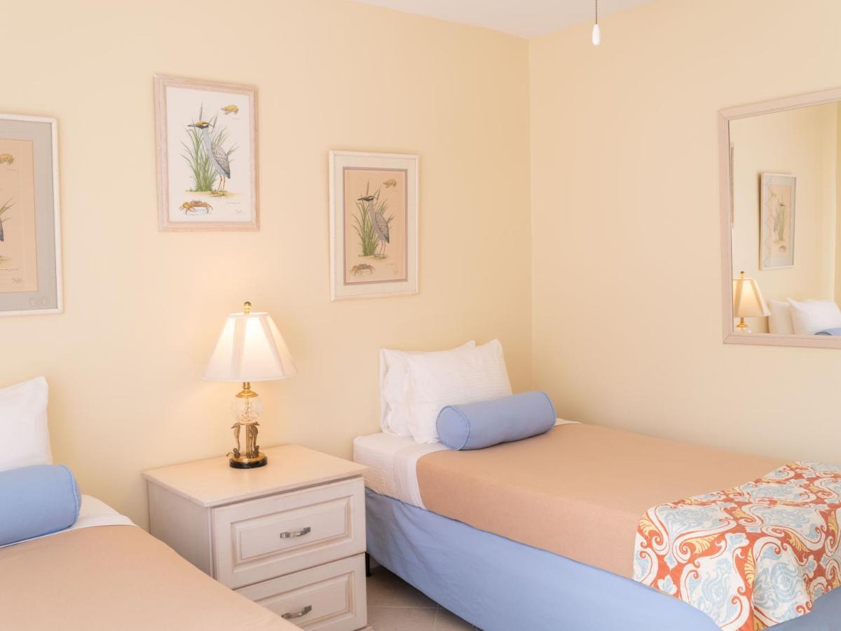 Sun View Villas At Paradise Island Beach Club Creek Village Exterior photo