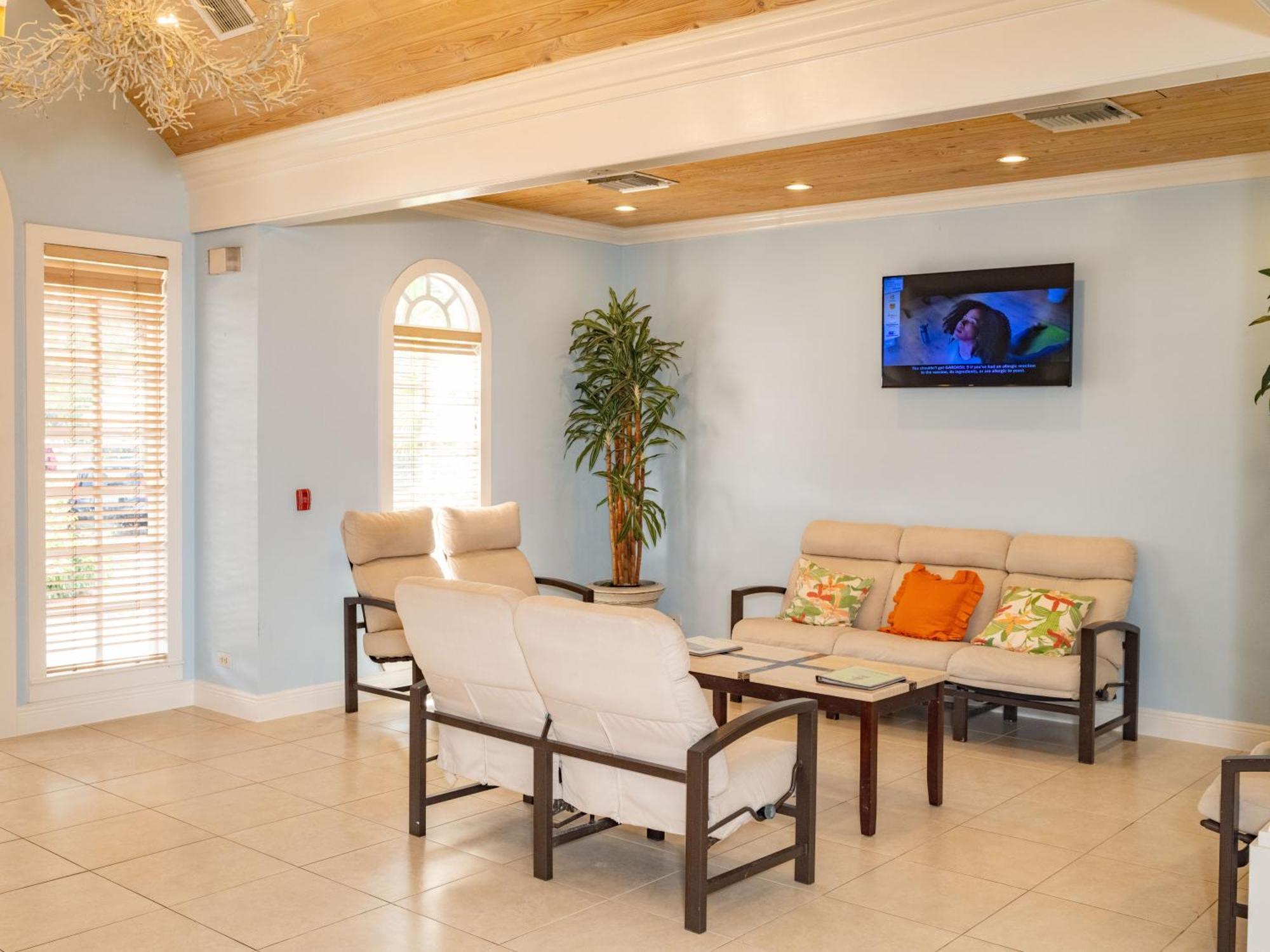 Sun View Villas At Paradise Island Beach Club Creek Village Exterior photo