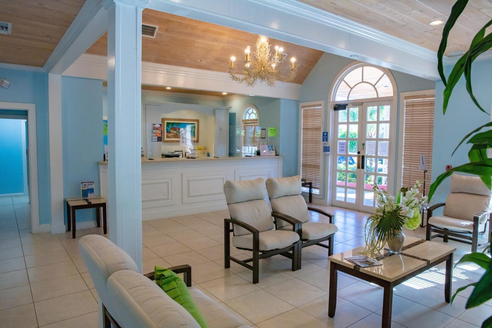 Sun View Villas At Paradise Island Beach Club Creek Village Exterior photo