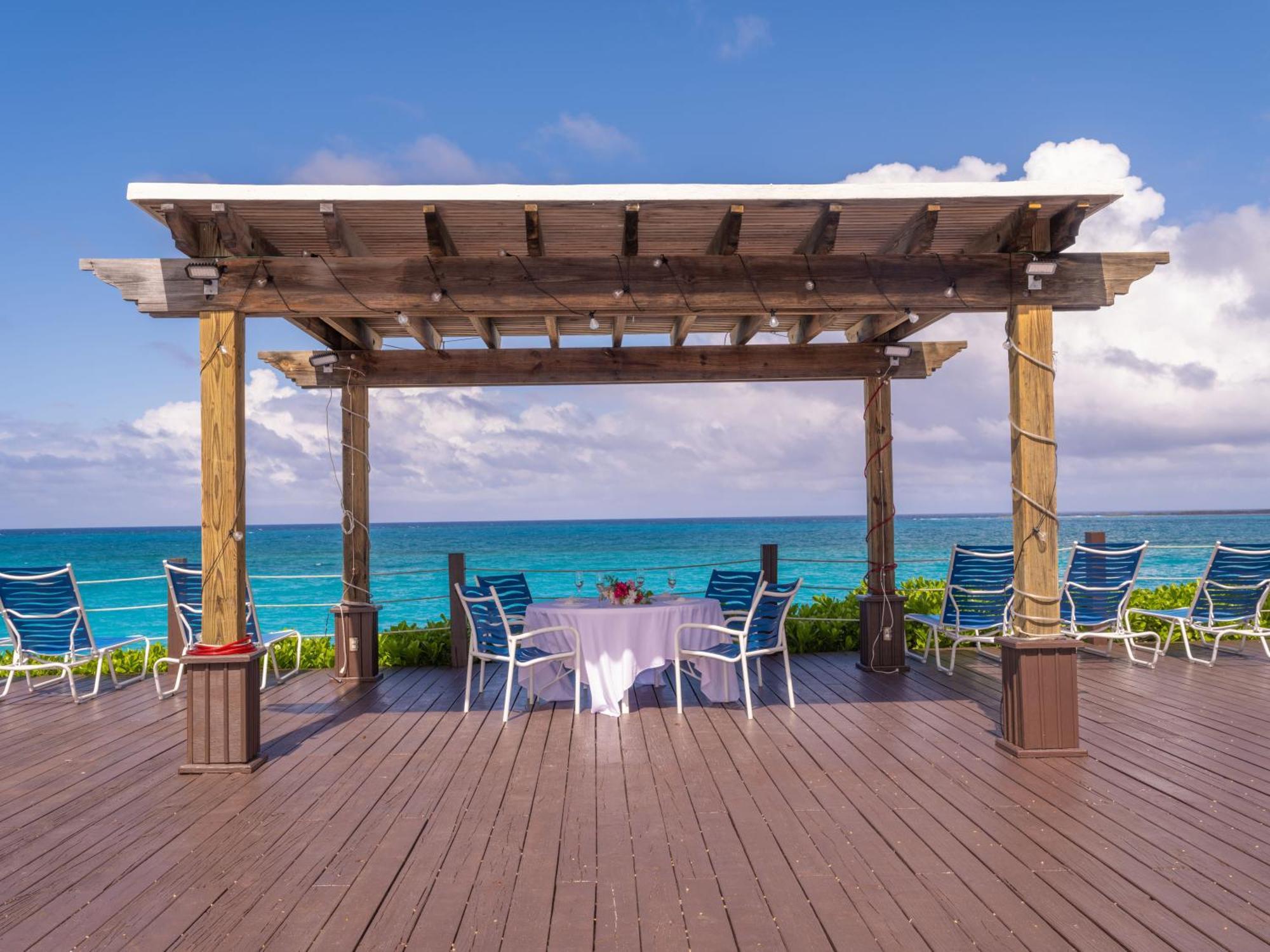 Sun View Villas At Paradise Island Beach Club Creek Village Exterior photo