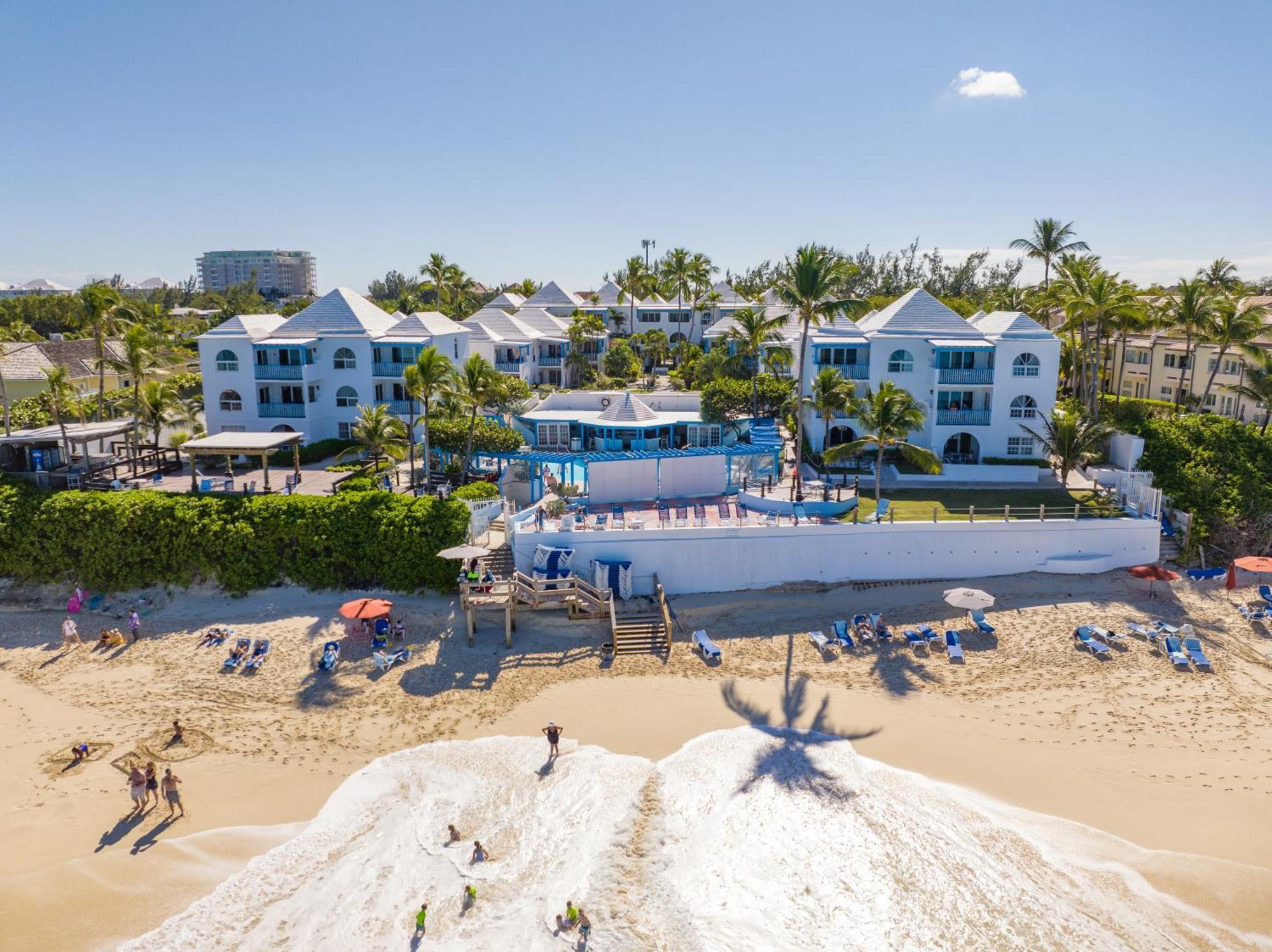 Sun View Villas At Paradise Island Beach Club Creek Village Exterior photo